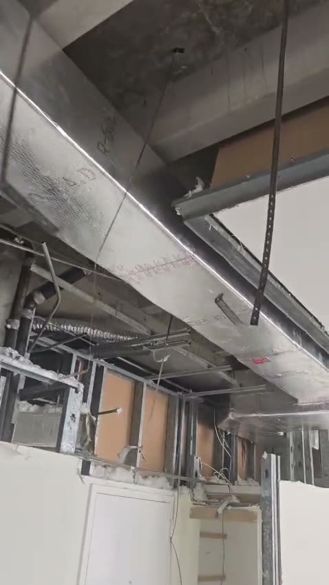 Ductería metálica de aire acondicionado instalada por Gil Aireduct Innovation